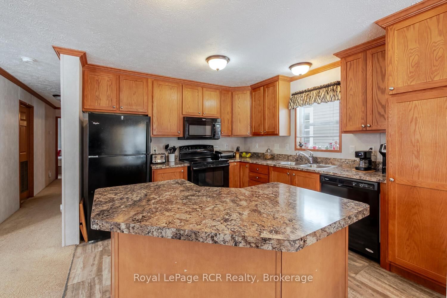 37 Sussex Square • Georgian Bluffs, ON photo 8