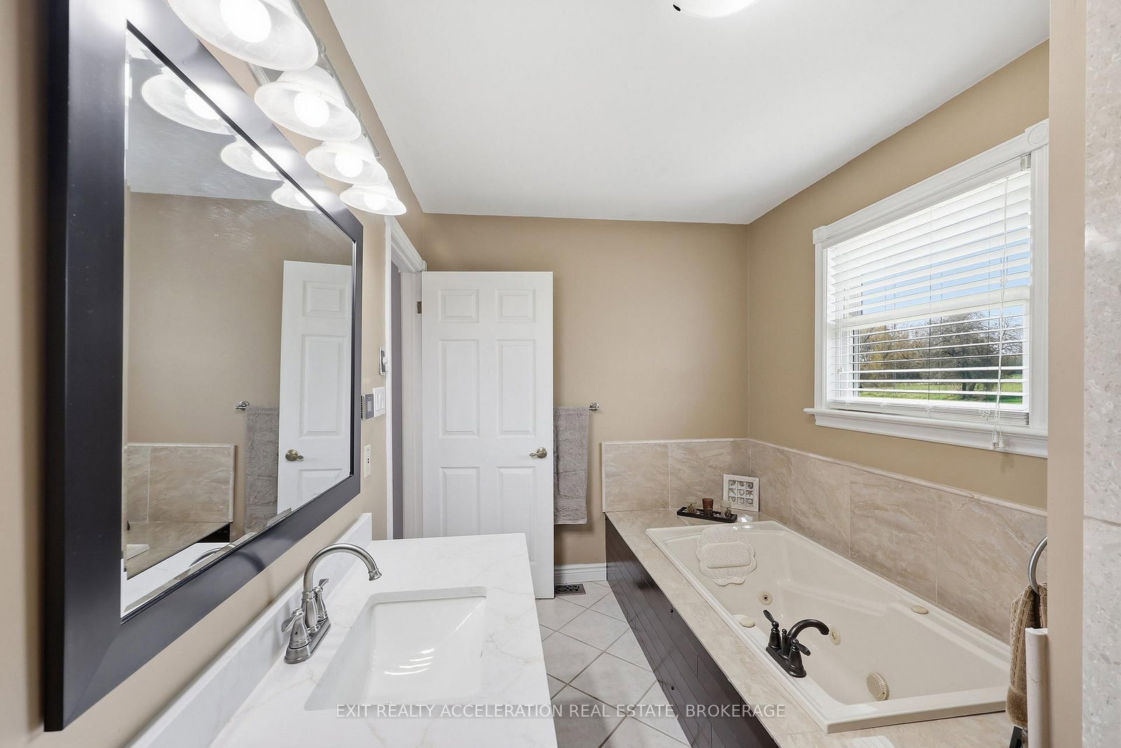7349 County Rd 2 • Napanee, ON photo 28