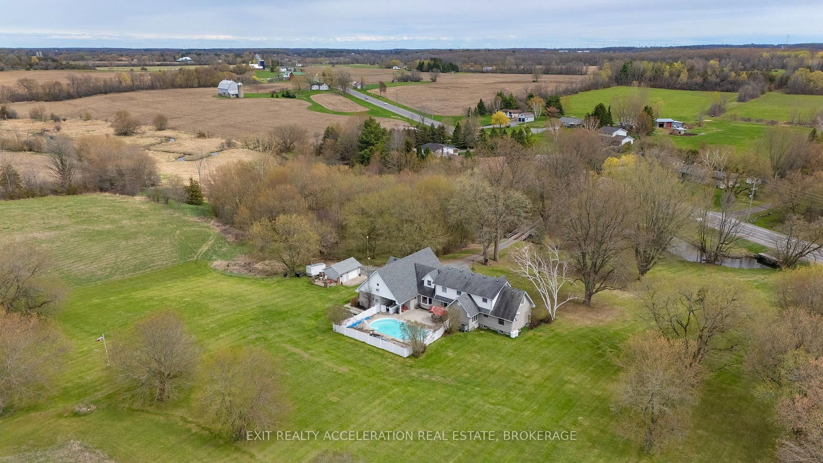 7349 County Rd 2 • Napanee, ON photo 45