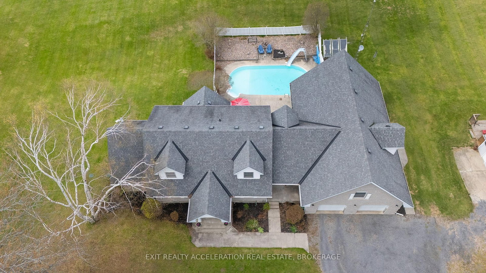 7349 County Rd 2 • Napanee, ON photo 46