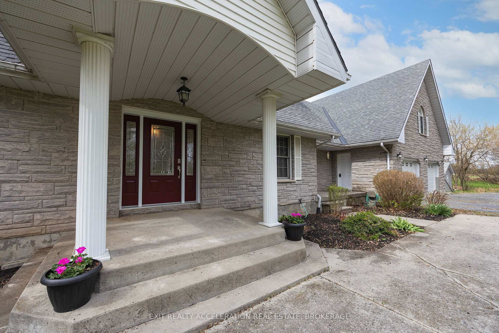 7349 County Rd 2 • Napanee, ON photo 7