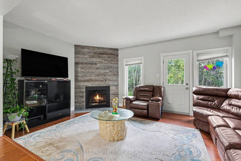 19 Lightfoot Pl photo 4