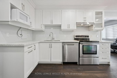 Unit 11 — 121 University Avenue E — photo 4