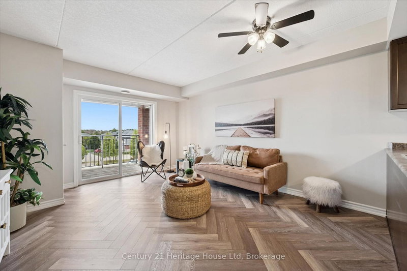 313 - 60 Lynnmore Street