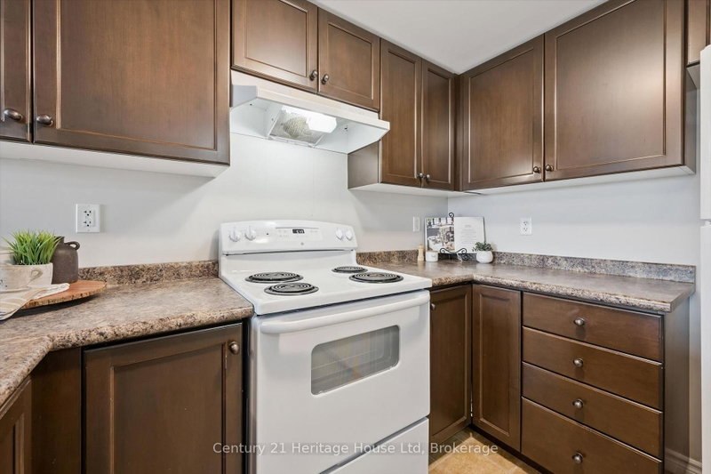 313 - 60 Lynnmore Street