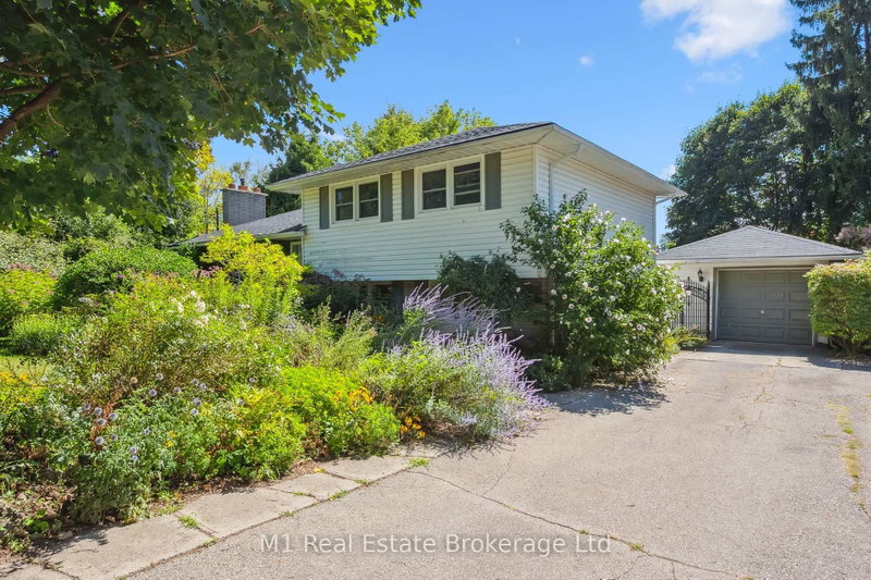 21 Gladstone Avenue