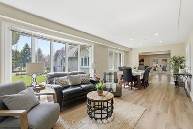 19 Concession 5 E — more photos