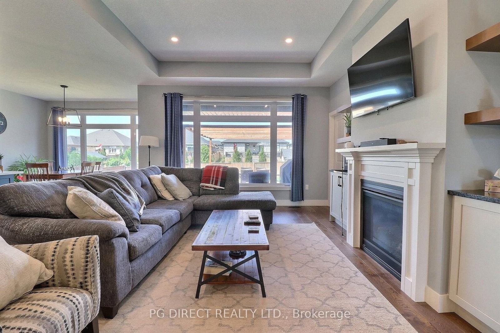 244 Jennifers Trail • Thames Centre, ON photo 4