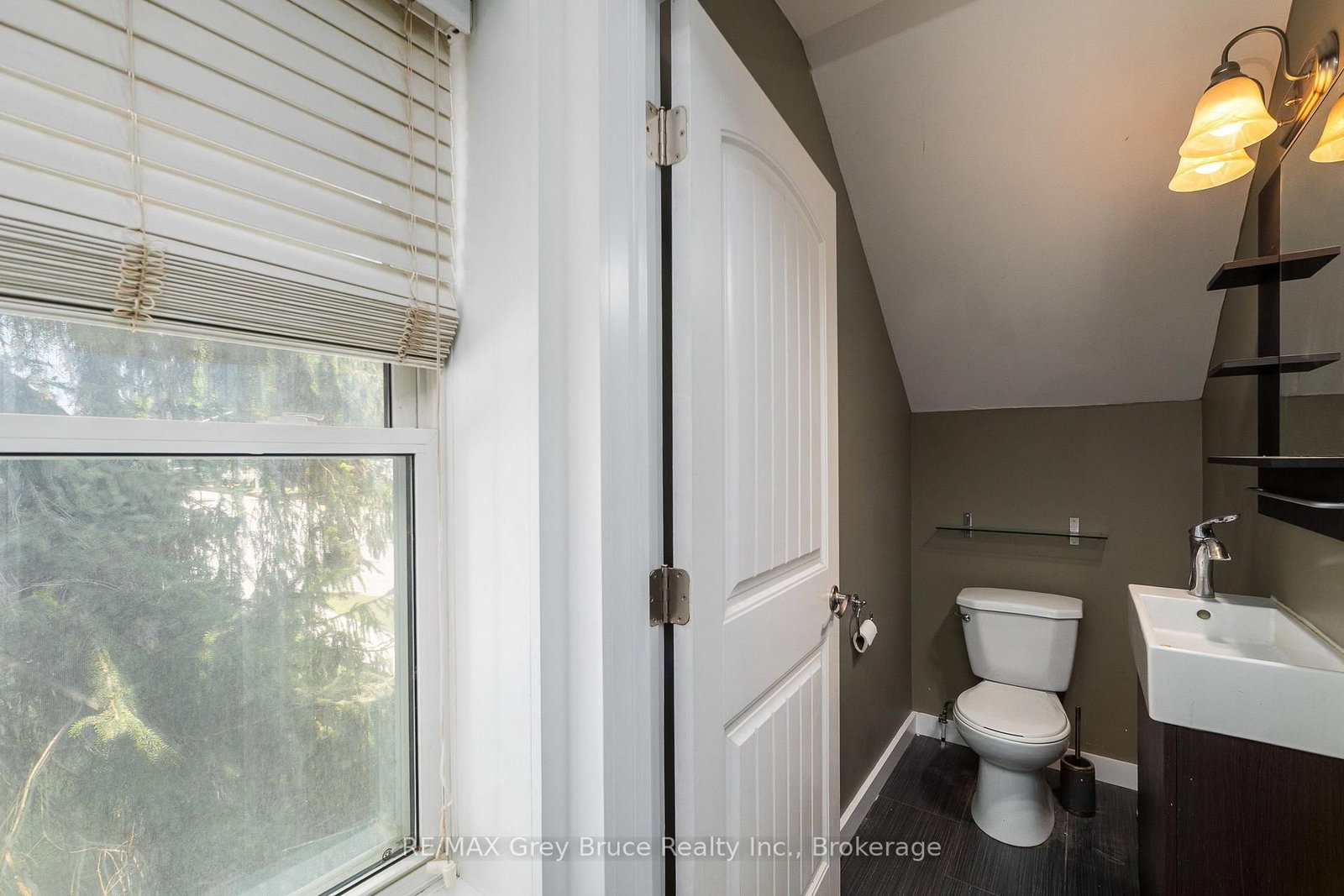 74 Yonge Street S • Arran-Elderslie, ON photo 17