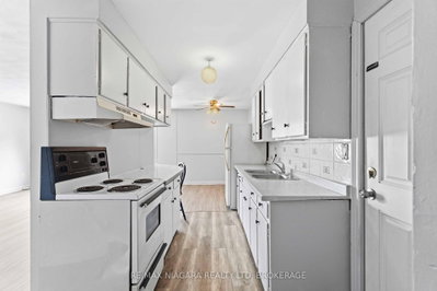 Unit 5 — 27 Main Street — more photos