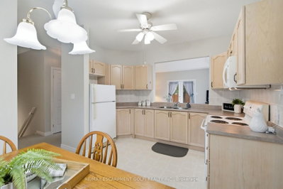 21 Cathy Drive — more photos