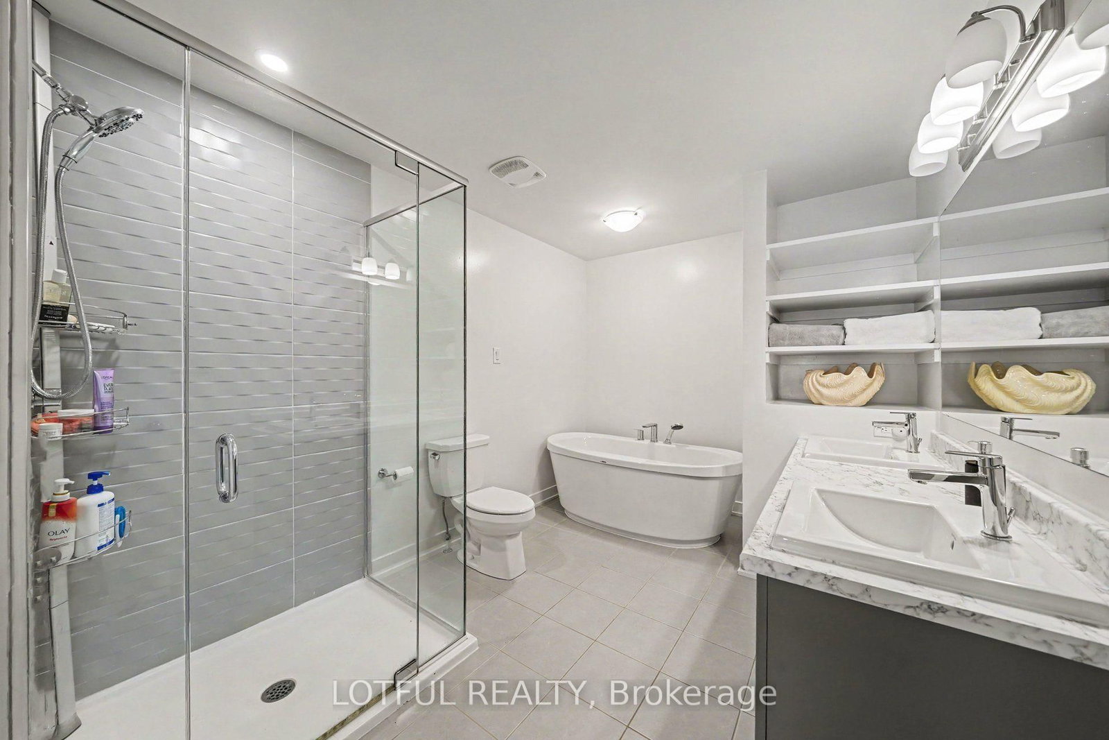 56 Heirloom Street • Ottawa, ON photo 14