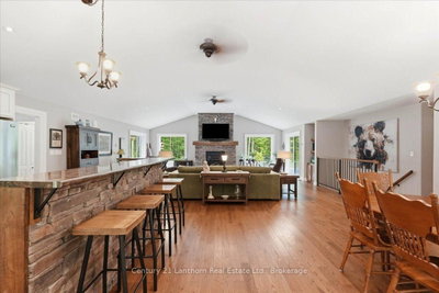 81 Reynolds Road — more photos