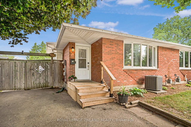 73 GENEVIVE Place