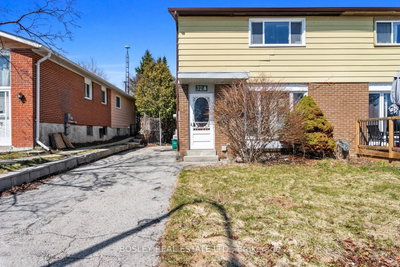 32A Crossley Drive — photo 2