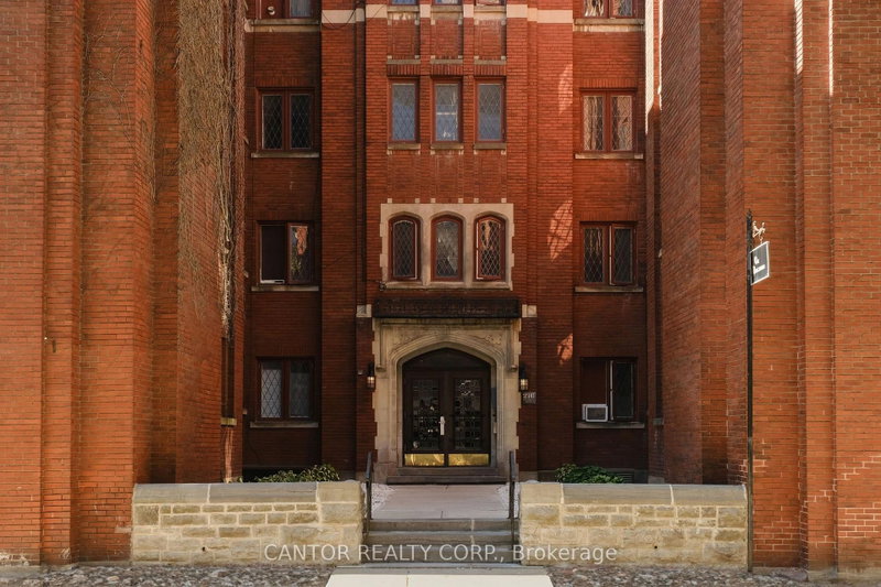 18 - 216 Metcalfe Street