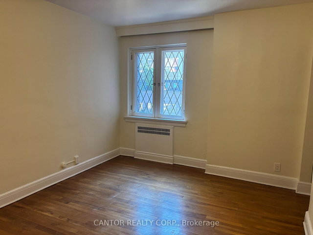 18 - 216 Metcalfe Street