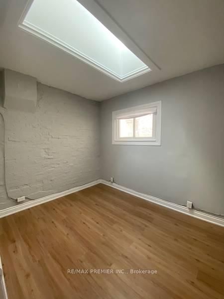 C - 1126 King Street