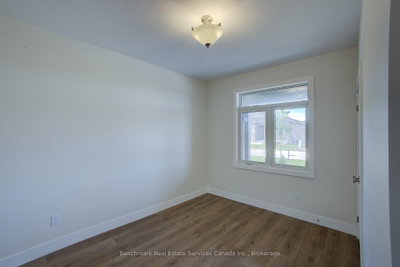 57 Cavalier Crescent — more photos