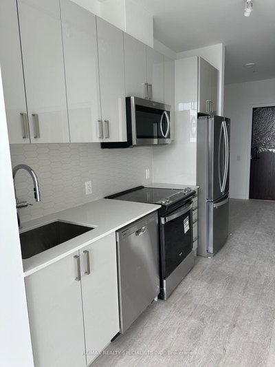 Unit 801 — 2782 BARTON Street E — more photos