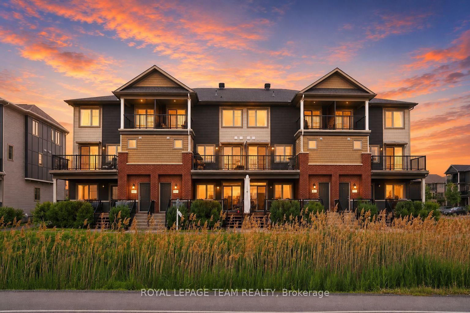 718 Lapland Private • Ottawa, ON photo 1