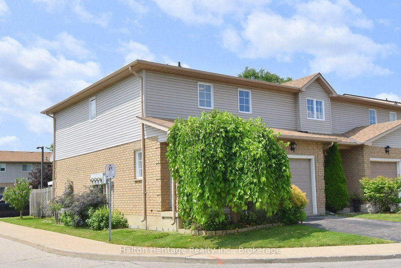 18 - 12 Whitedeer Road