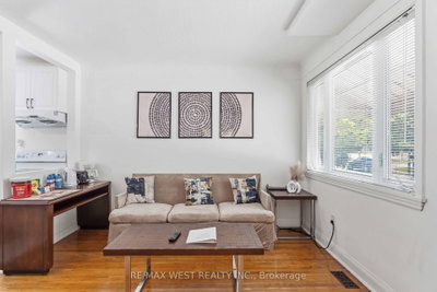 5177 Kitchener Street — photo 6