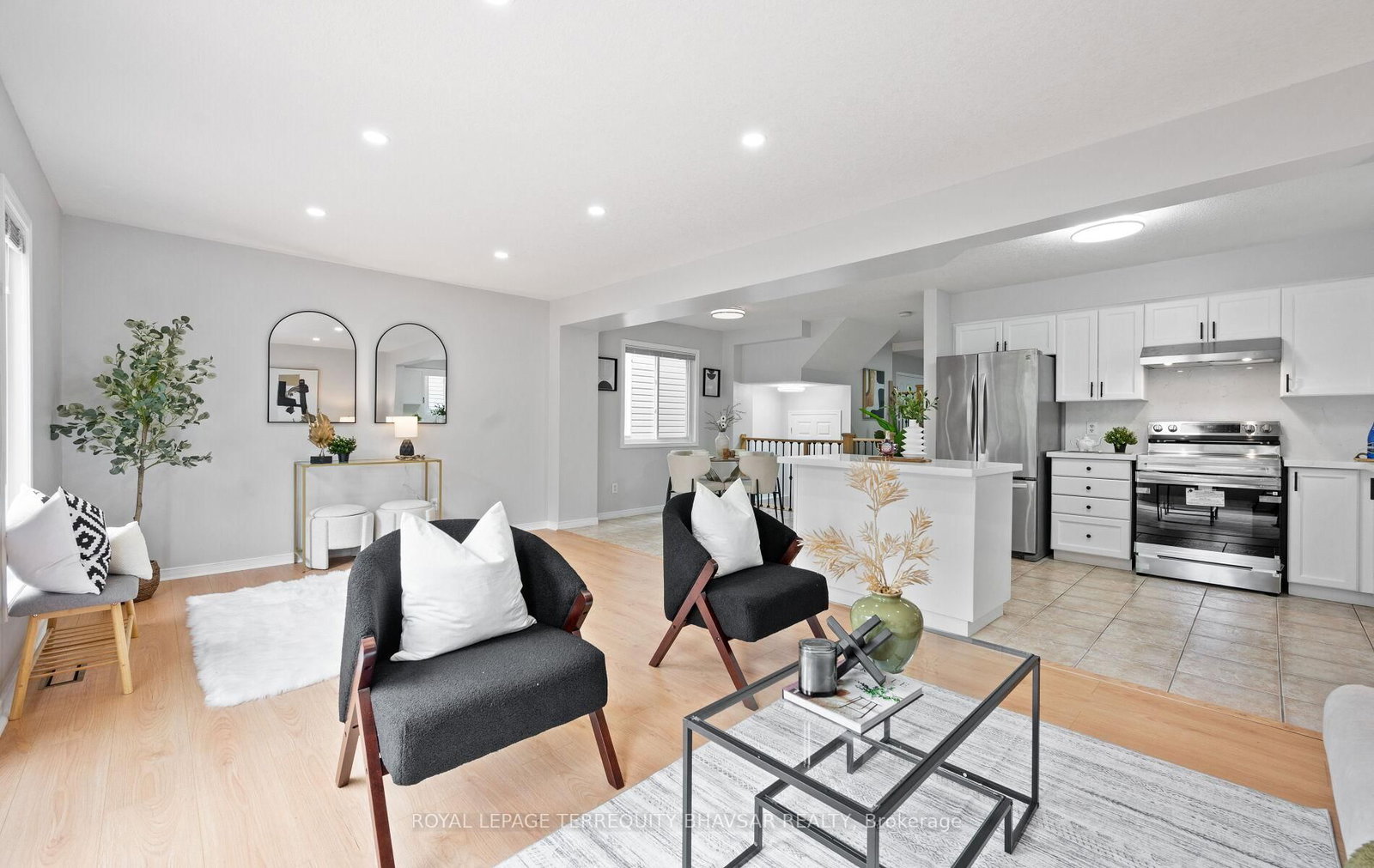 111 Parkvale Drive • Kitchener, ON photo 10