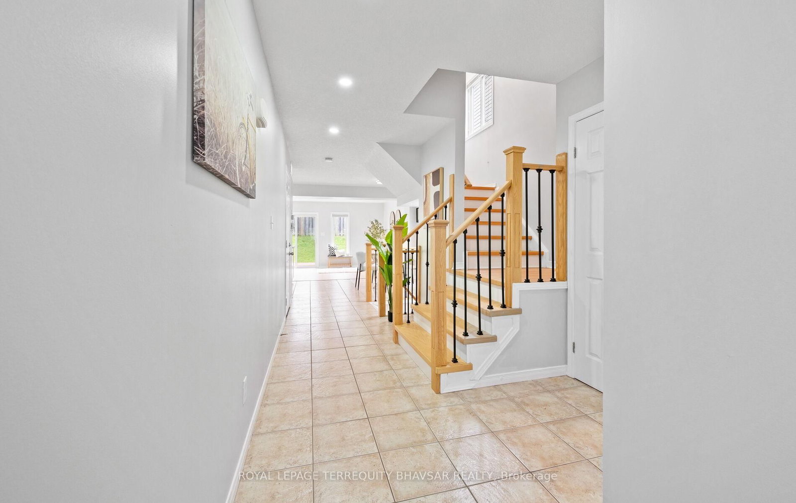 111 Parkvale Drive • Kitchener, ON photo 8