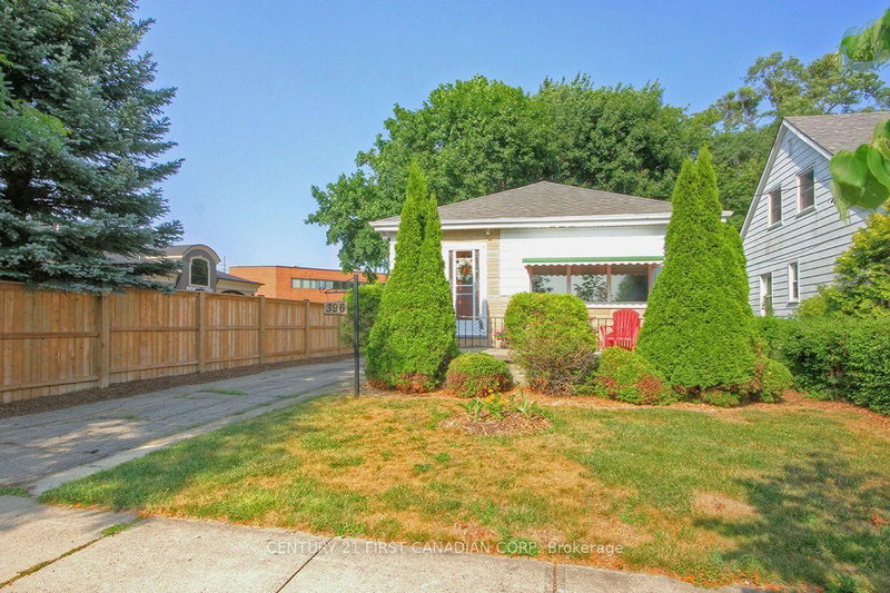 396 Avondale Road