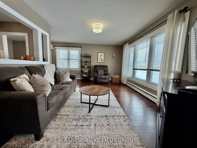 13 BROWNS Avenue — photo 4