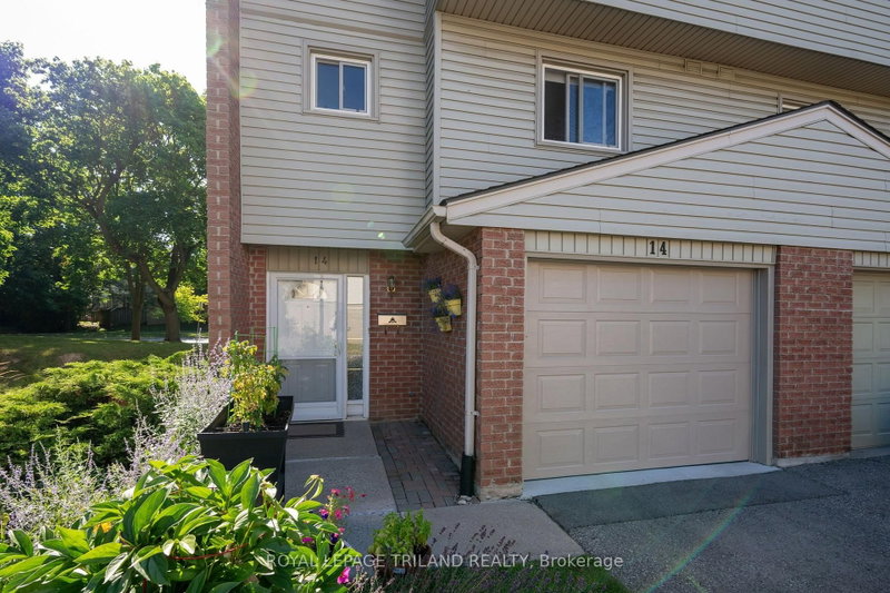14 - 300 Sandringham Crescent