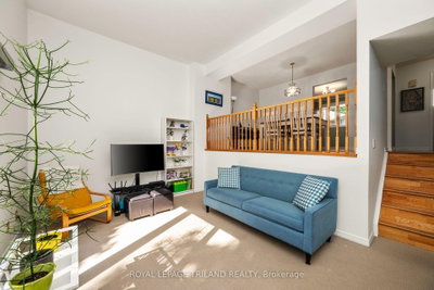 Unit 14 — 300 Sandringham Crescent — more photos