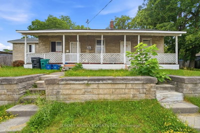 225 Ainsile Street S — photo 2