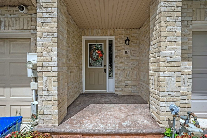 117 Frances Avenue