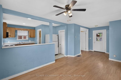 250 Murray Street — photo 6
