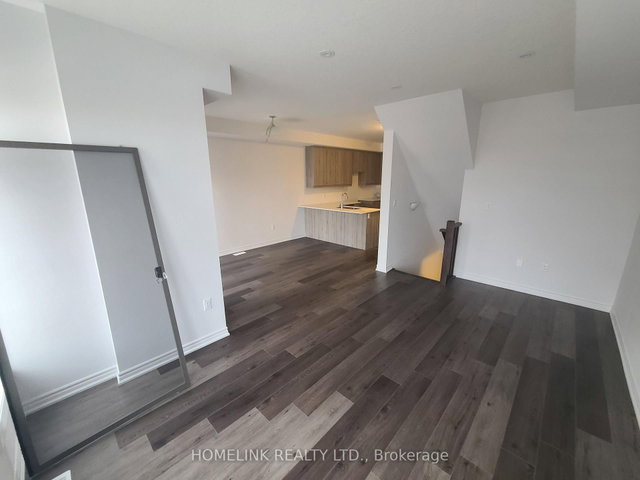 121 - 61 Soho Street