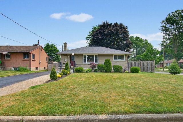 216 Winnipeg Street