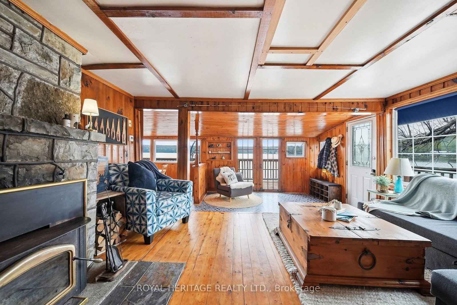 Listing Image 8