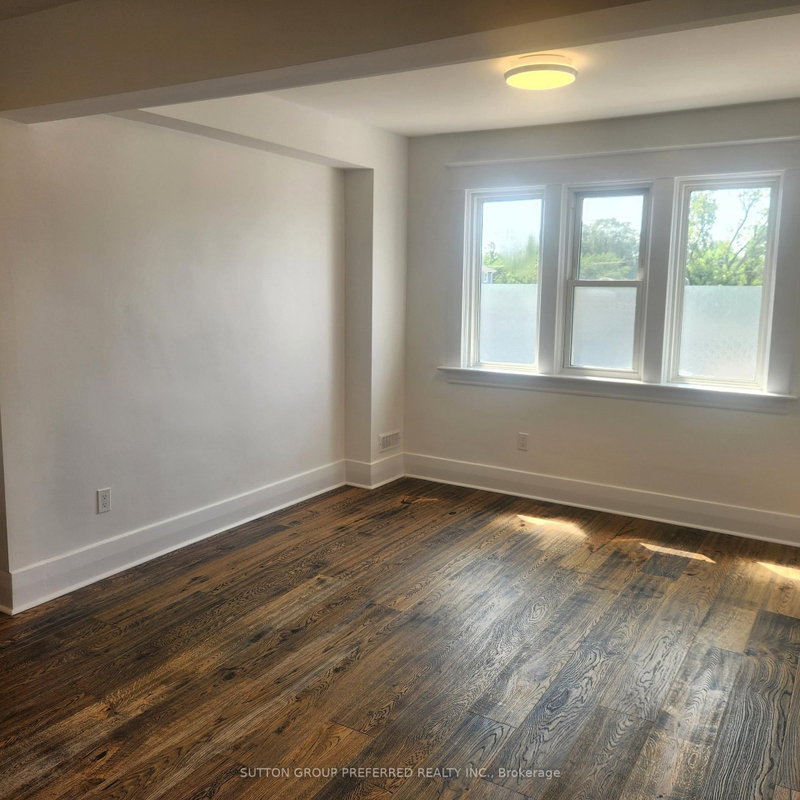 Upper Unit - 312 Wharncliffe Road S