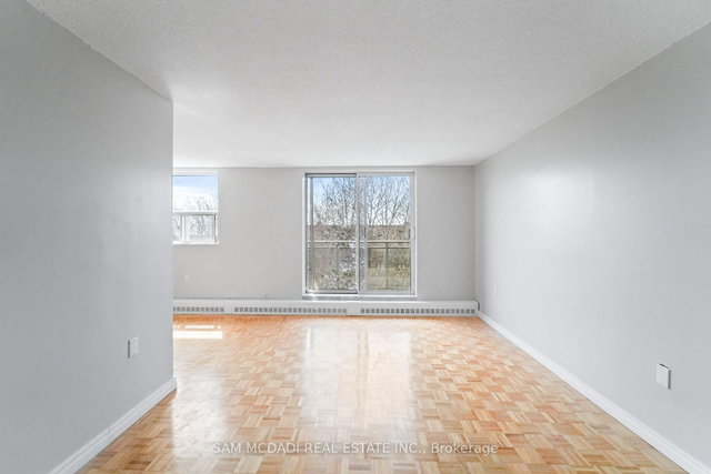302 - 62 Spencer Street