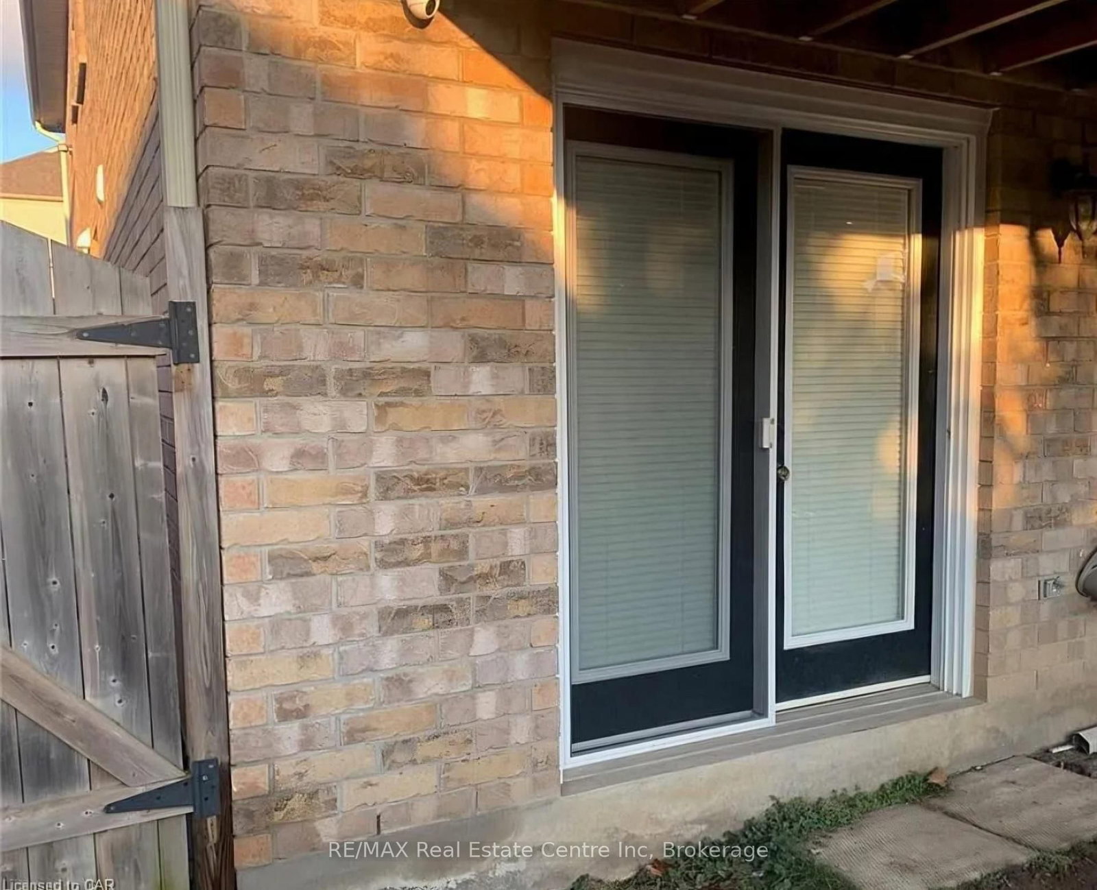 52 Washburn Drive • Guelph, ON photo 35