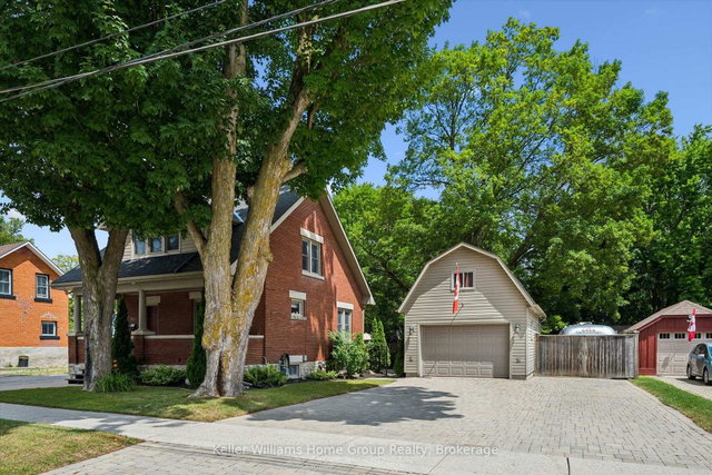 330 Angus Street