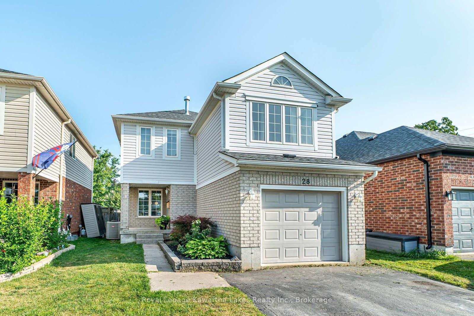 28 Lang Court • Kawartha Lakes, ON photo 3
