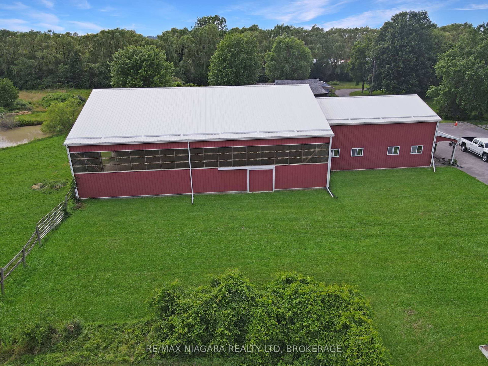 Listing Image 43