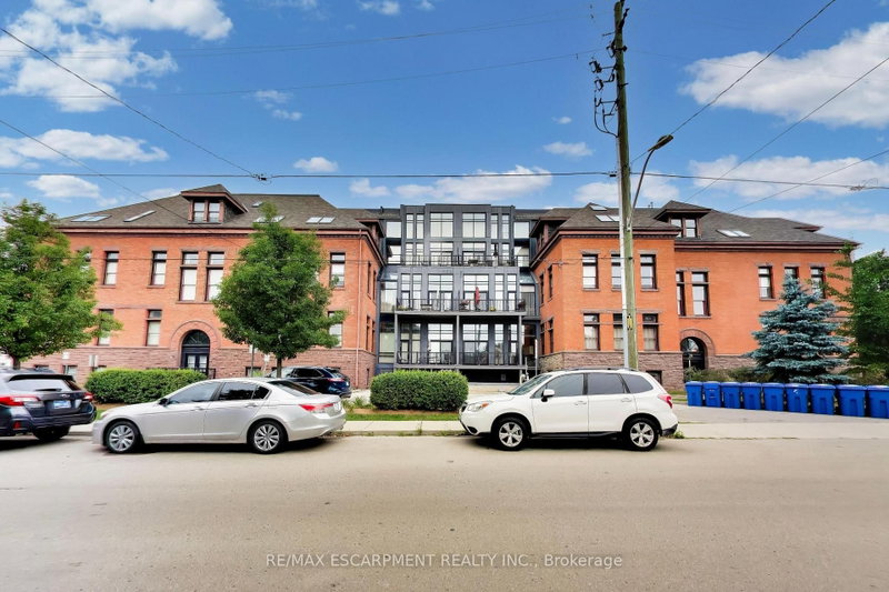 200 Stinson St photo 4