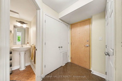 Unit 208 — 14 Norice Street — photo 6