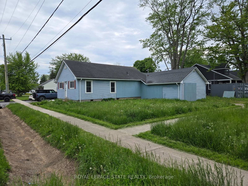 303 Ridge Road S