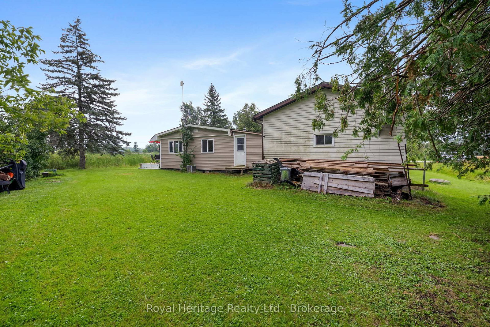 Listing Image 7