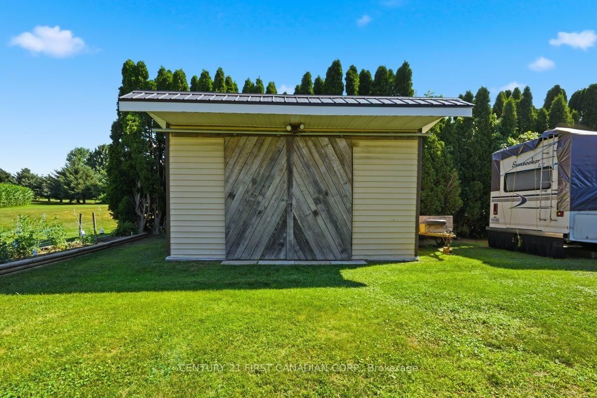 Listing Image 29